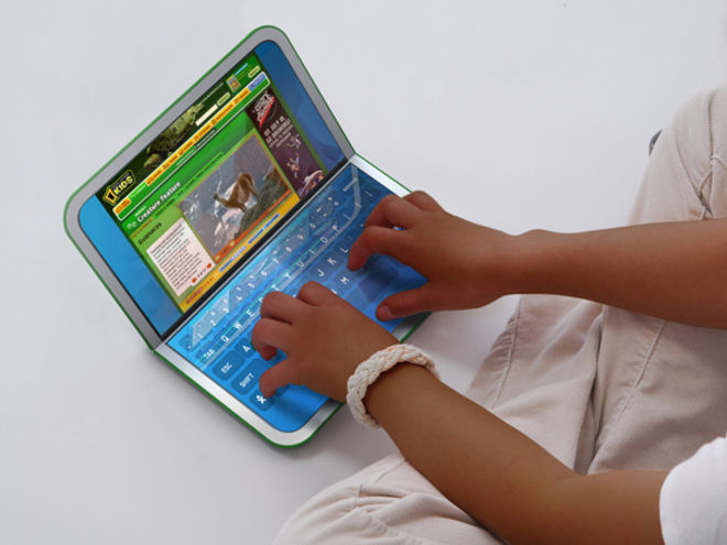 Low-cost laptop to feature two touch screens